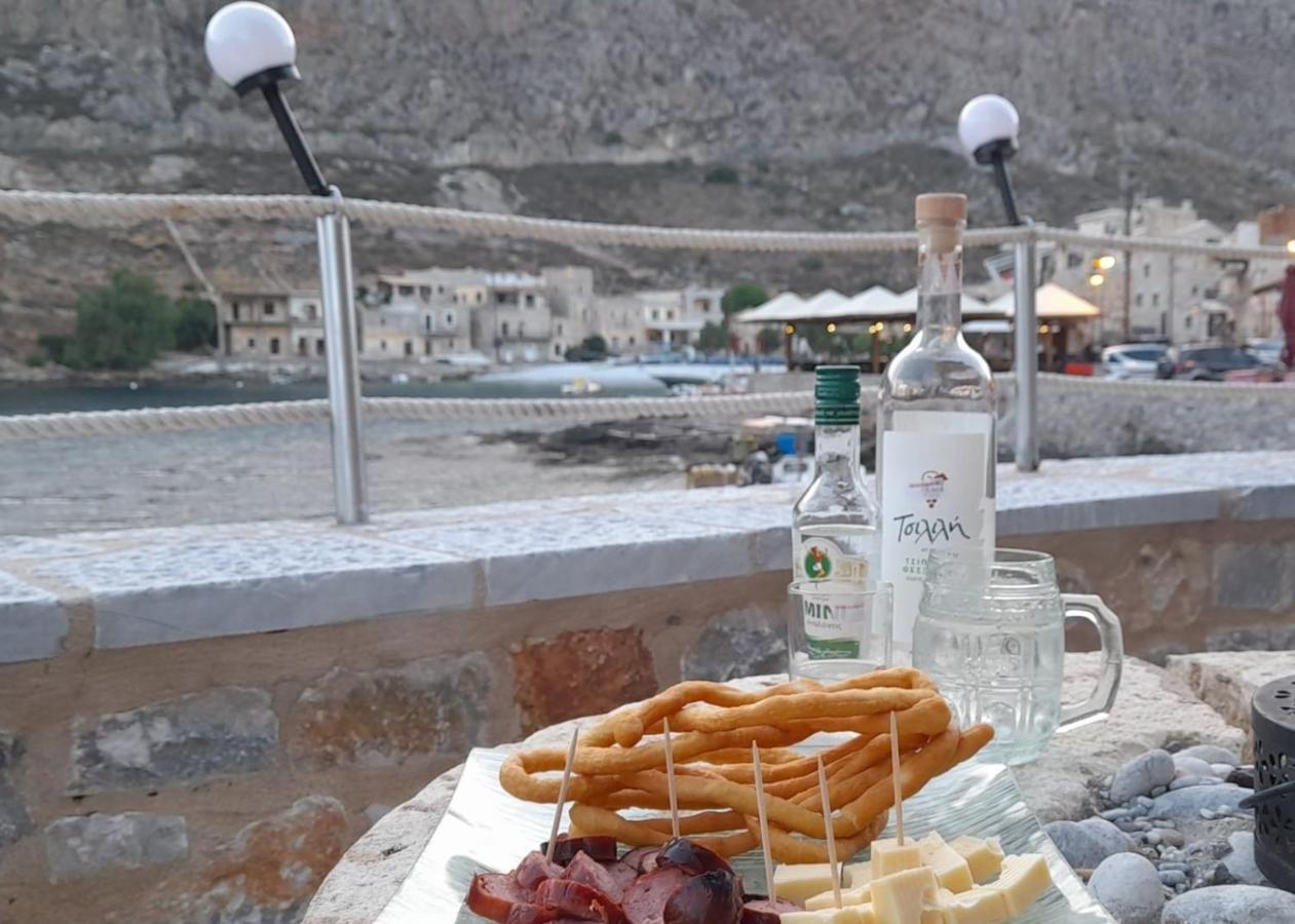 Milopetra Villa Yerolimin Buitenkant foto