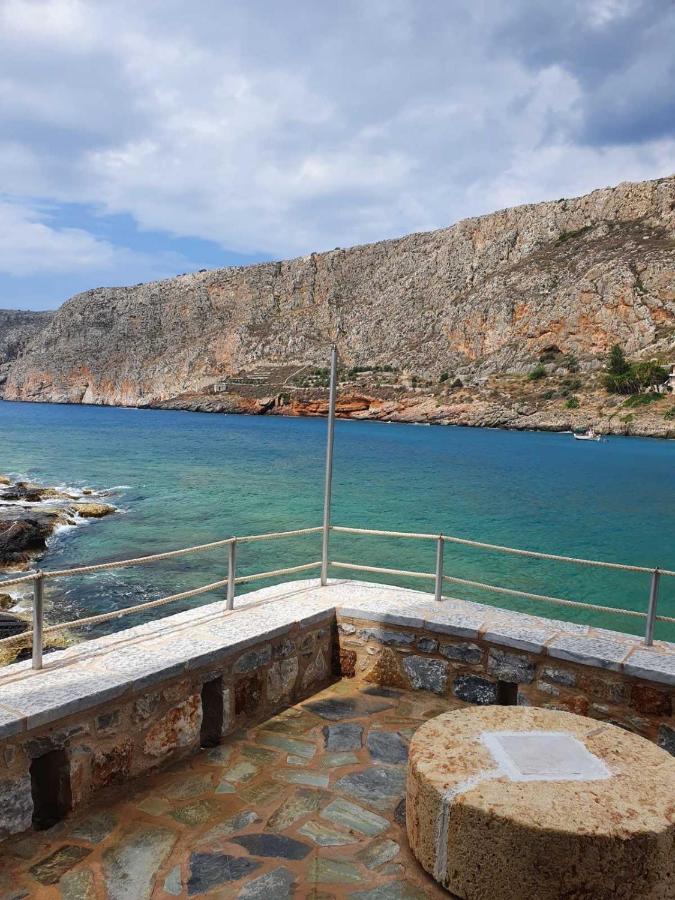 Milopetra Villa Yerolimin Buitenkant foto