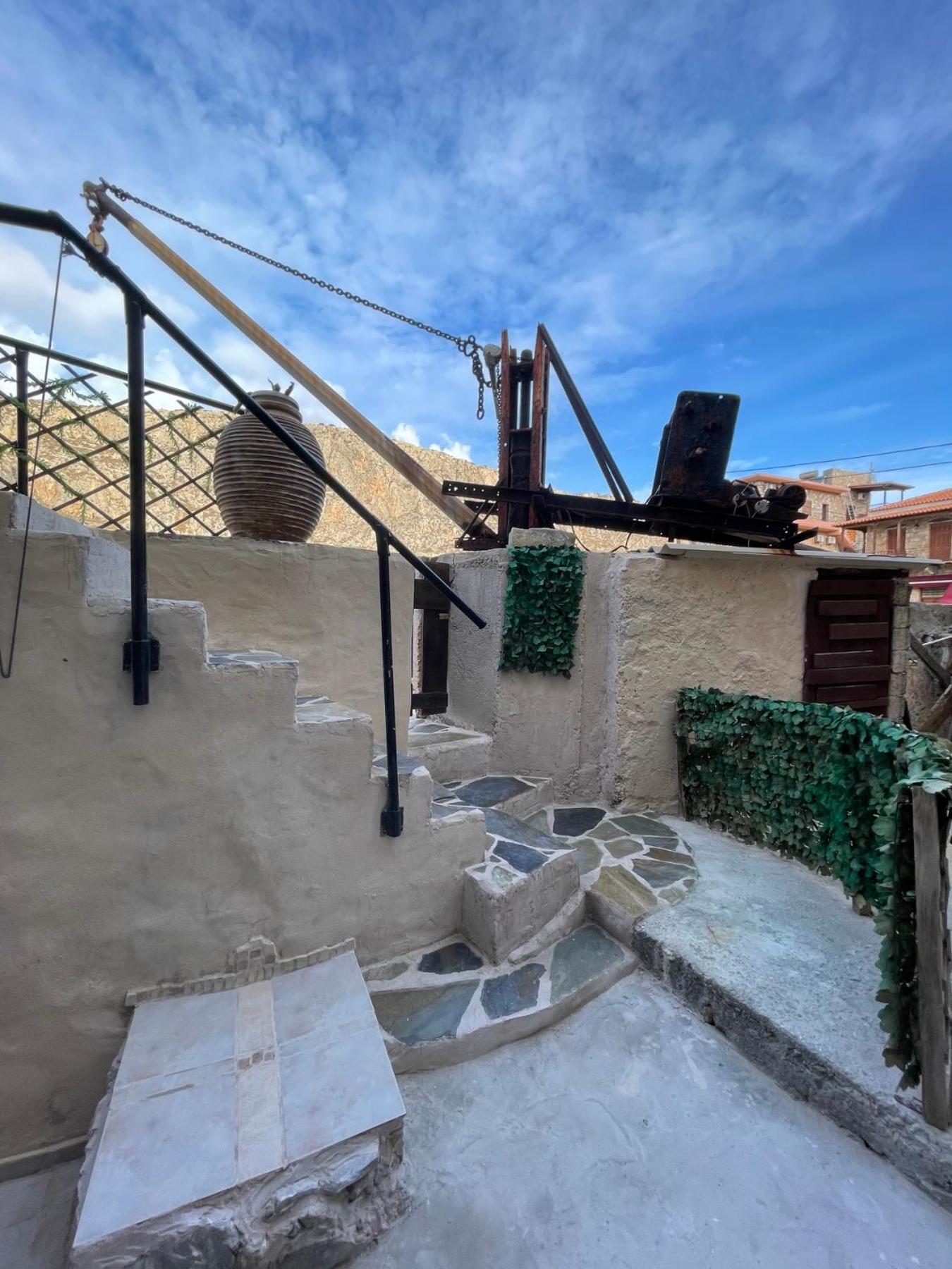 Milopetra Villa Yerolimin Buitenkant foto