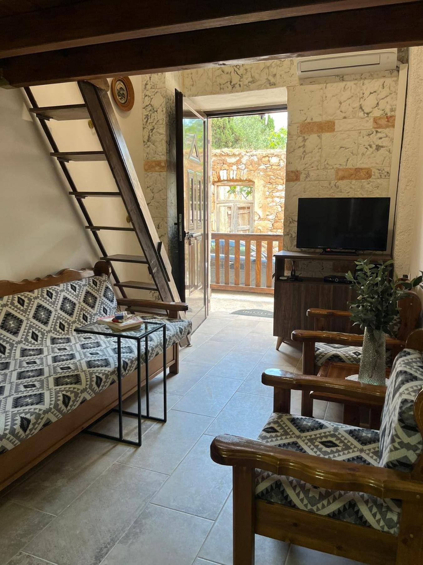 Milopetra Villa Yerolimin Buitenkant foto