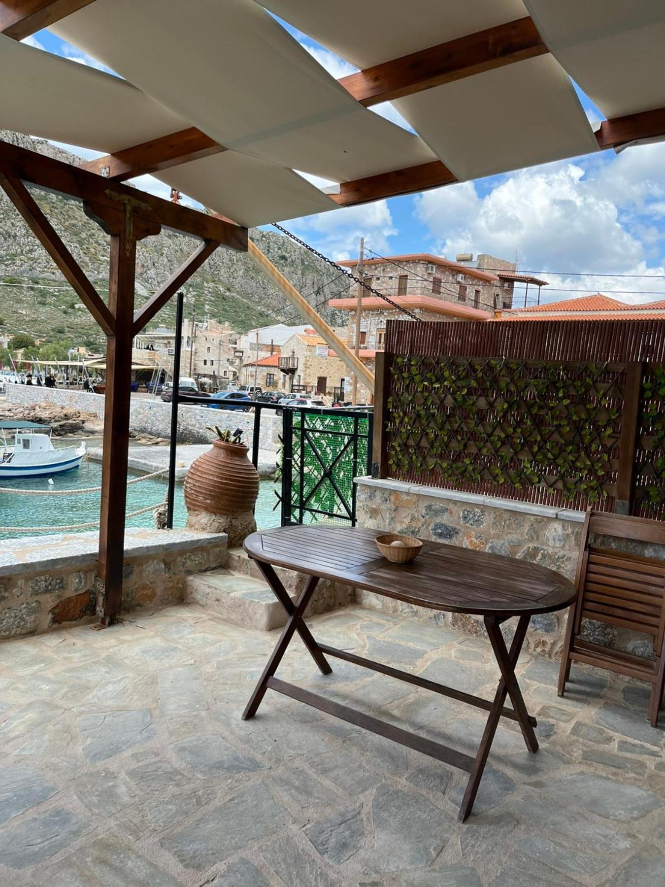 Milopetra Villa Yerolimin Buitenkant foto
